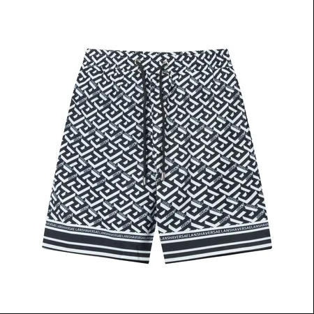 ヴェルサーチ ショートパンツ