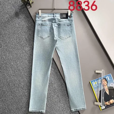 ジバンシィ ジーンズ