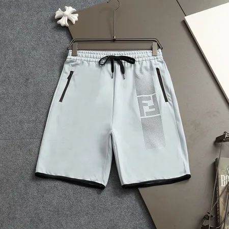 フェンディ ショートパンツ