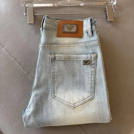 アルマーニ ジーンズ