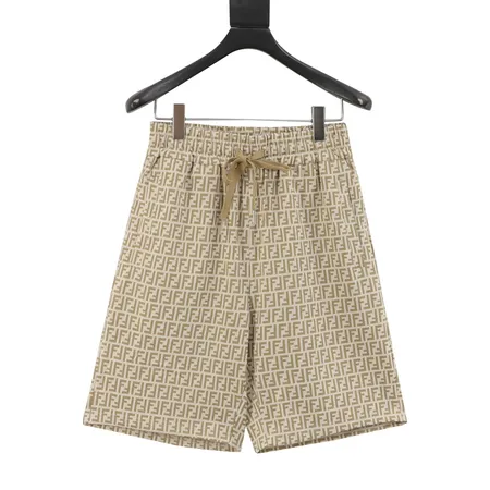 フェンディ ショートパンツ