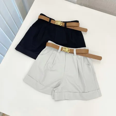 ミュウミュウ ショートパンツ