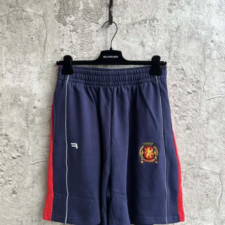 バレンシアガ ショートパンツ