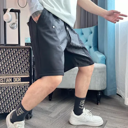 ルイヴィトン ショートパンツ