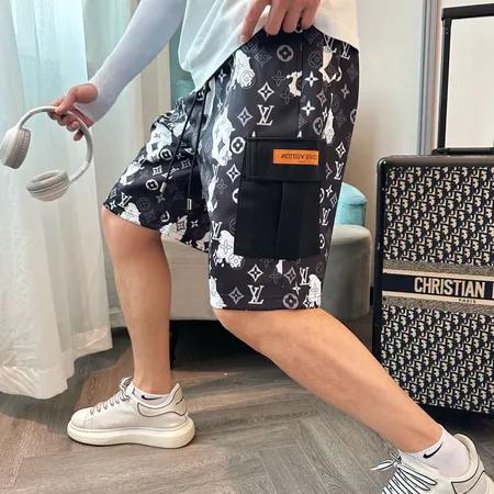 ルイヴィトン ショートパンツ