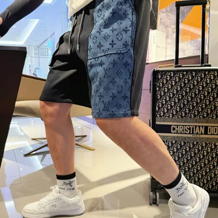 ルイヴィトン ショートパンツ