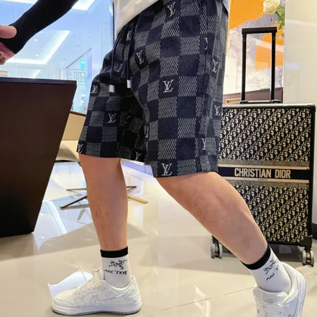 ルイヴィトン ショートパンツ