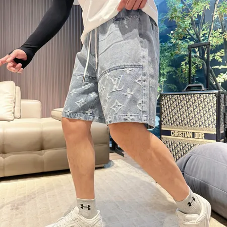 ルイヴィトン ショートパンツ