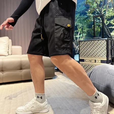 ルイヴィトン ショートパンツ