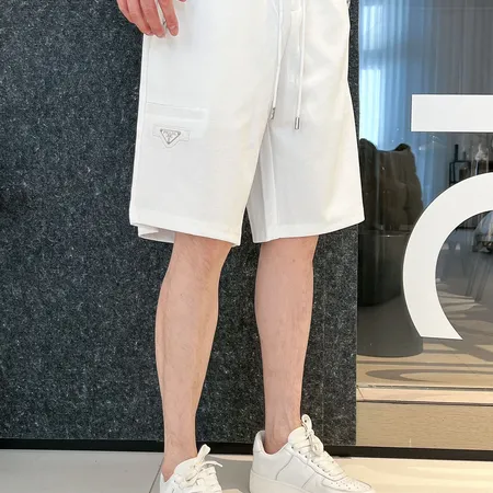 プラダ ショートパンツ