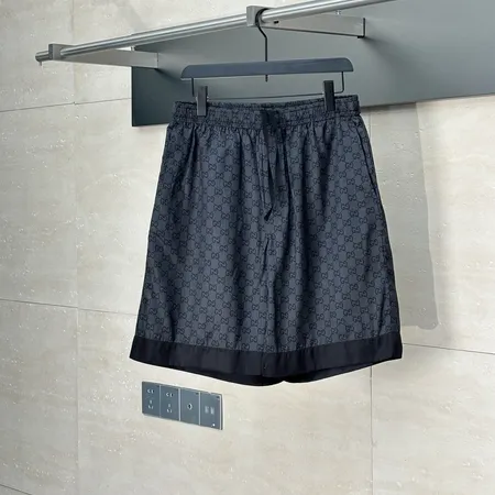 グッチ ショートパンツ