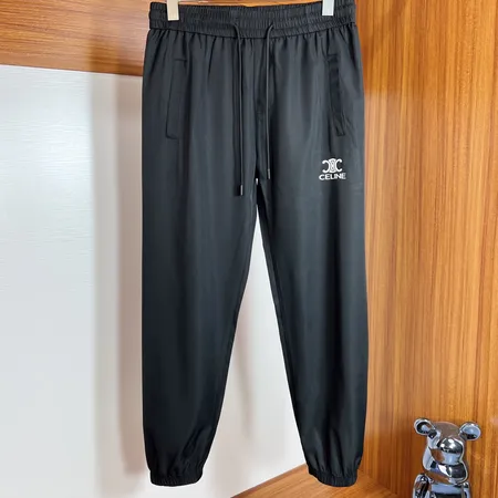 セリーヌ カジュアルパンツ