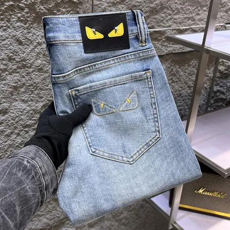 フェンディ ジーンズ