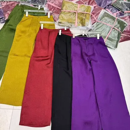 ロジェ・デュブイ ジーンズ