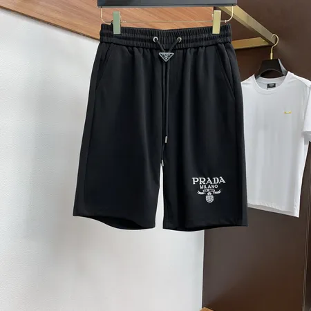 プラダ ショートパンツ