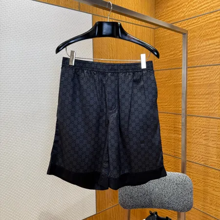 グッチ ショートパンツ