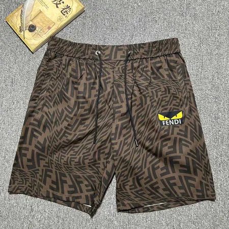 フェンディ ショートパンツ