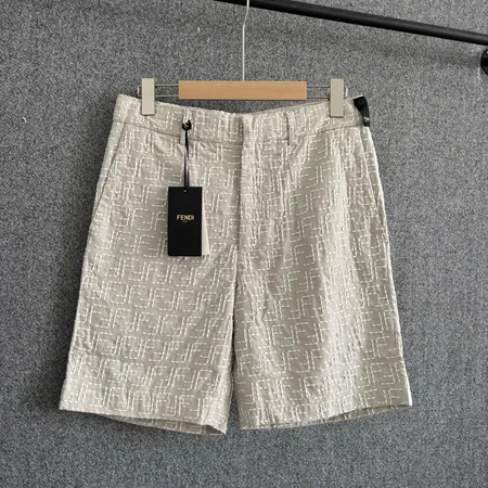 フェンディ ショートパンツ