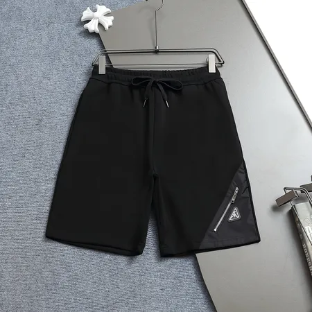 プラダ ショートパンツ