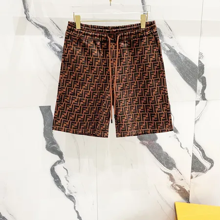 フェンディ ショートパンツ