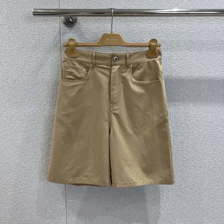 ミュウミュウ ショートパンツ