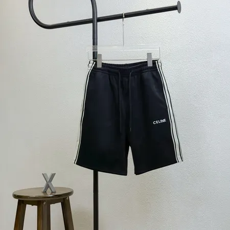 セリーヌ ショートパンツ