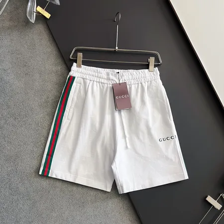 ルイヴィトン ショートパンツ