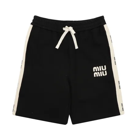 ミュウミュウ ショートパンツ