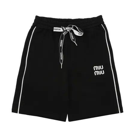 ミュウミュウ ショートパンツ