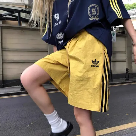 アディダス ショートパンツ