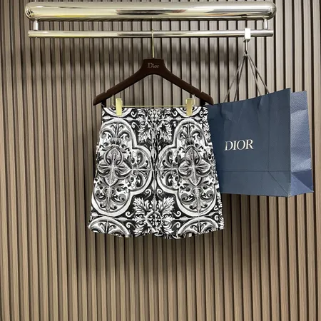 ヴィヴィアン・ウエストウッド ショートパンツ