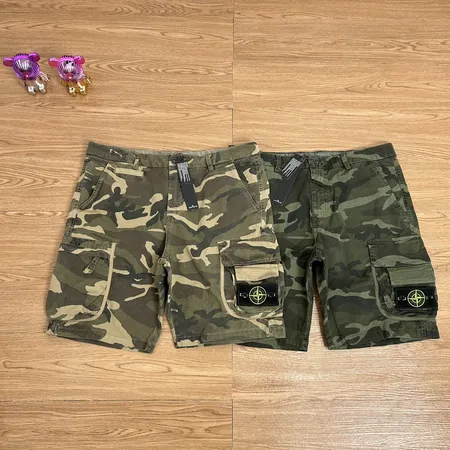 ストーンアイランド ショートパンツ