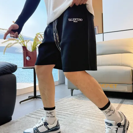 クロムハーツ ショートパンツ