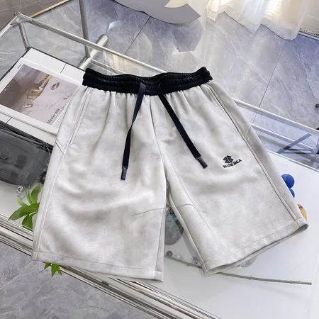 バレンシアガ ショートパンツ