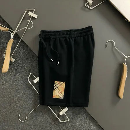 プラダ ショートパンツ