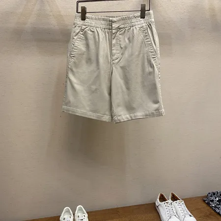 プラダ ショートパンツ