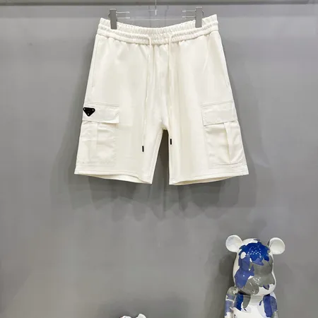 プラダ ショートパンツ