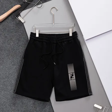 フェンディ ショートパンツ