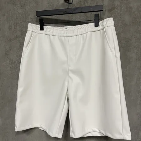 プラダ ショートパンツ