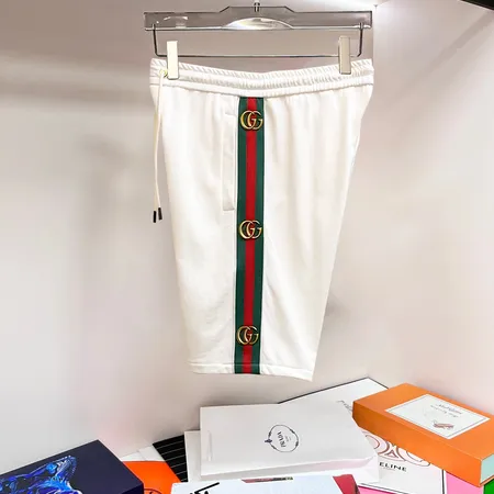 ルイヴィトン ショートパンツ