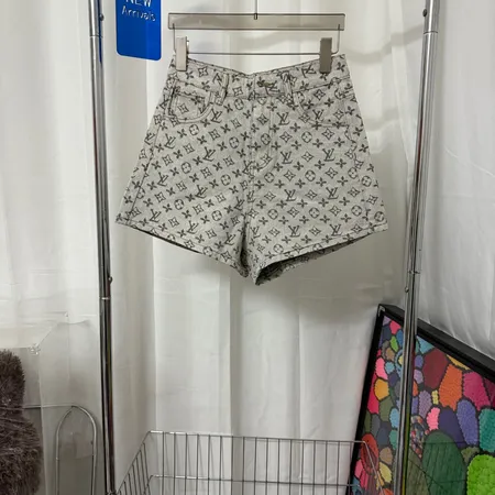ルイヴィトン ショートパンツ