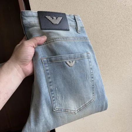 アルマーニ ジーンズ