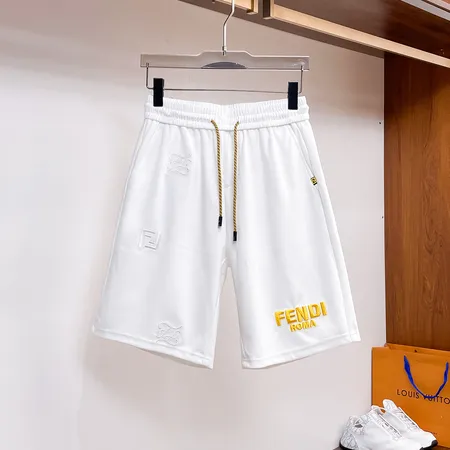 フェンディ ショートパンツ