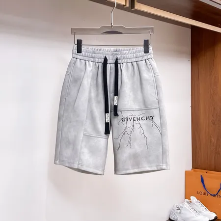 バレンシアガ ショートパンツ