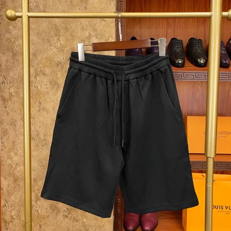 ルイヴィトン ショートパンツ