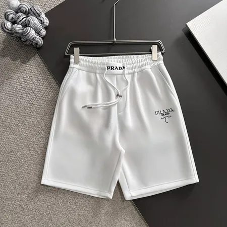 プラダ ショートパンツ