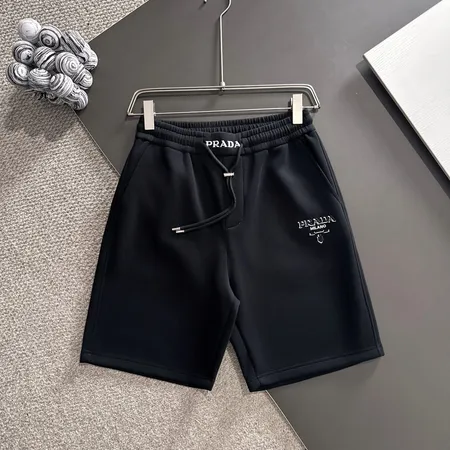 プラダ ショートパンツ