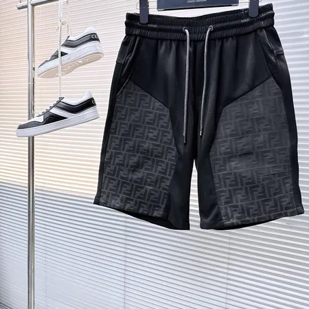 フェンディ ショートパンツ