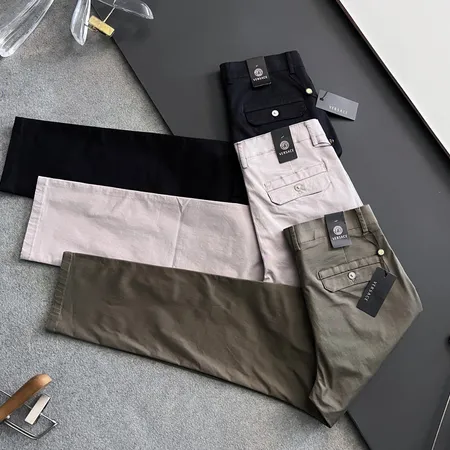 ヴェルサーチ カジュアルパンツ