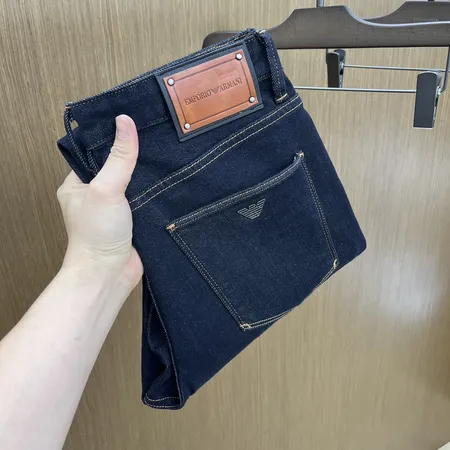 アルマーニ ジーンズ